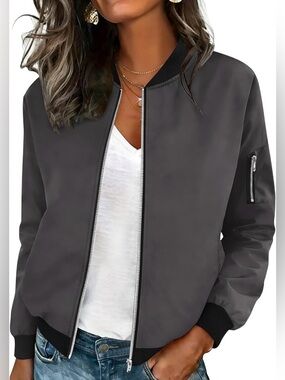 NWT Lightweight Gray Bomber Jacket Size Medium